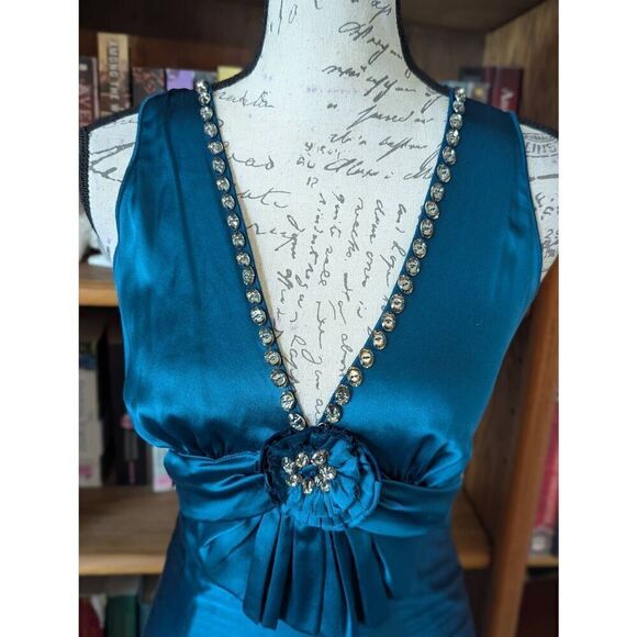 A Common Thread Women’s Small Silk Charmeuse Elegant MIDI Tiered Gown Dress - Picture 2 of 8